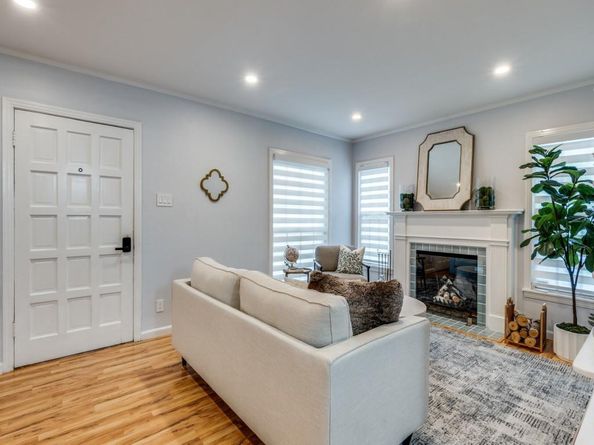 5739  Ellsworth Avenue , Dallas Texas 75206