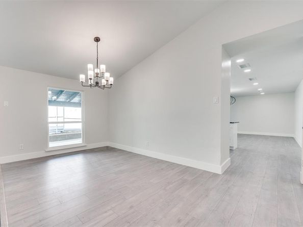 3126  Windsor Road , Carrollton Texas 75007