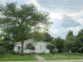422  Smith Street , Grapevine Texas 76051