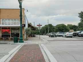 422  Smith Street , Grapevine Texas 76051