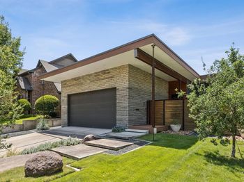 3813 W 5th Street 