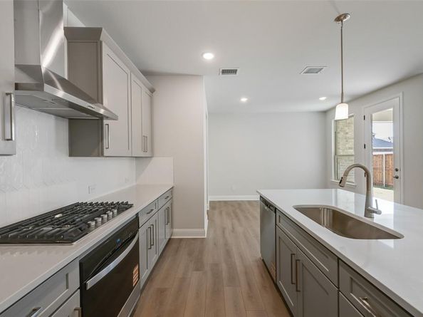 3108  Arthurdale Street , Celina Texas 75009