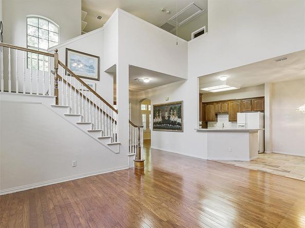12210  Chapel View Drive , Farmers Branch Texas 75234