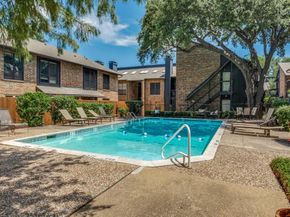 7525  Holly Hill Drive  56, Dallas Texas 75231