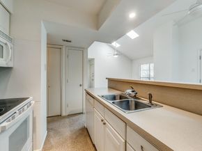7525  Holly Hill Drive  56, Dallas Texas 75231