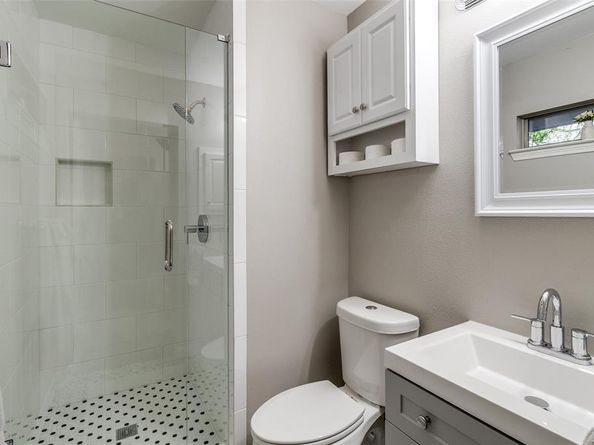 5713 W Amherst Avenue , Dallas Texas 75209