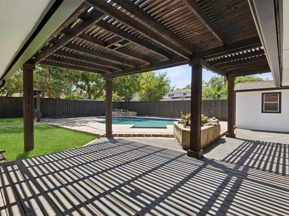 2824  Reedcroft Drive , Farmers Branch Texas 75234