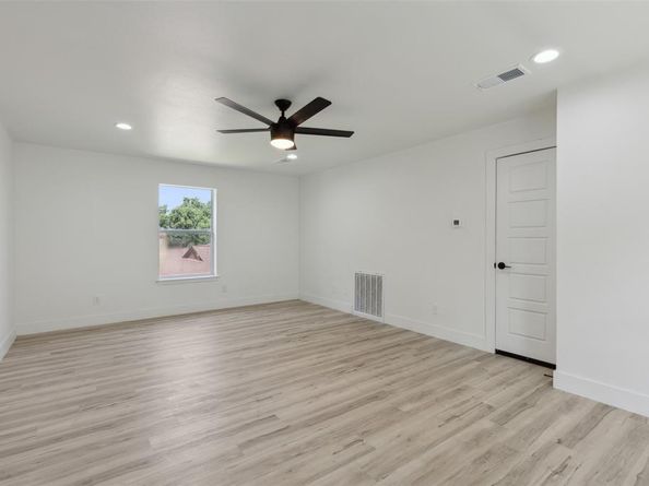 2824  Reedcroft Drive , Farmers Branch Texas 75234