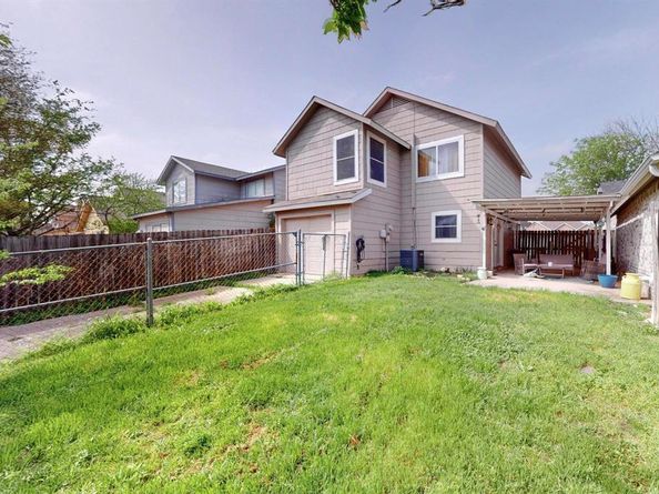 9945  Pack Saddle Trail , Fort Worth Texas 76108