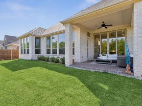 808  Bluestem Drive , Aubrey Texas 76227