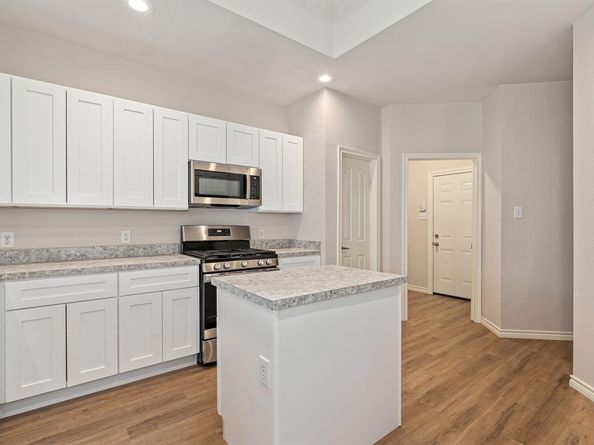 5013  Royal Burgess Drive , Fort Worth Texas 76135