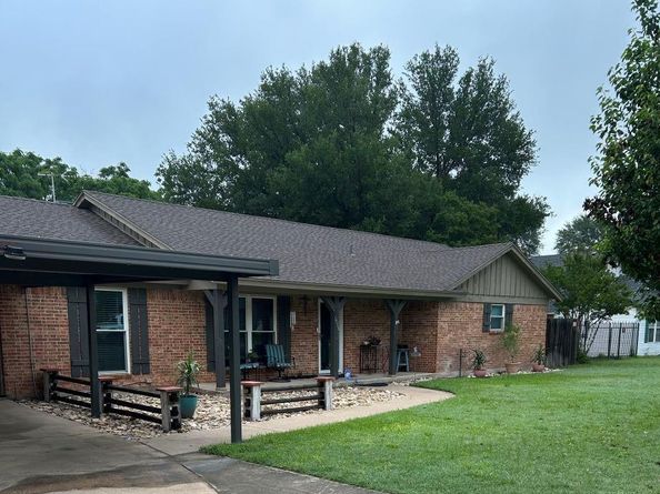 5004  Blackstone Drive , River Oaks Texas 76114
