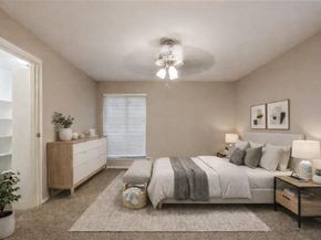 5750  Phoenix Drive  27, Dallas Texas 75231