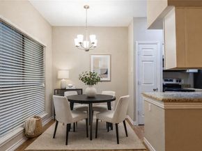 5750  Phoenix Drive  27, Dallas Texas 75231