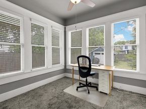 1942  Fairmount Avenue , Fort Worth Texas 76110