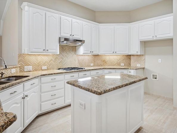 11968  Cobblestone Drive , Frisco Texas 75035