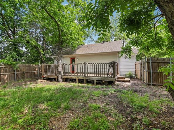 4419  Lawnview Avenue , Dallas Texas 75227