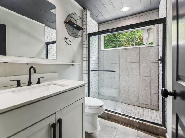 4419  Lawnview Avenue , Dallas Texas 75227