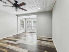 4419  Lawnview Avenue , Dallas Texas 75227