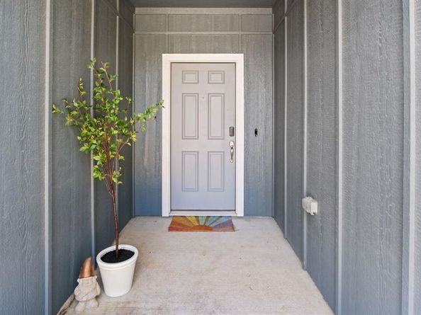 8213  Smokey Creek Pass , Fort Worth Texas 76179