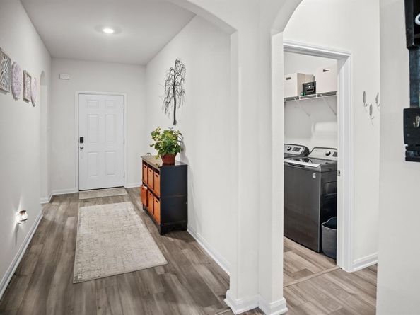 8213  Smokey Creek Pass , Fort Worth Texas 76179