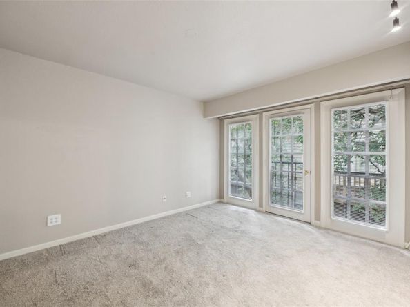 3922 N Hall Street  103, Dallas Texas 75219