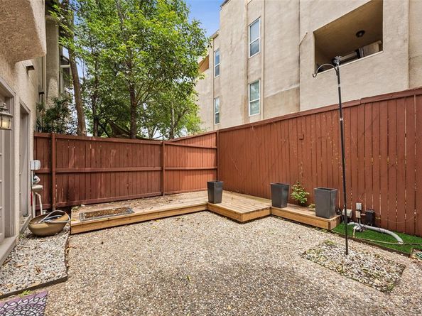 3922 N Hall Street  103, Dallas Texas 75219