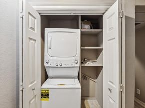 3922 N Hall Street  103, Dallas Texas 75219