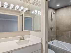 3922 N Hall Street  103, Dallas Texas 75219