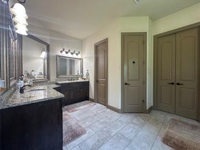 2813  Regents Park Lane , Garland Texas 75043