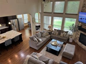 2813  Regents Park Lane , Garland Texas 75043