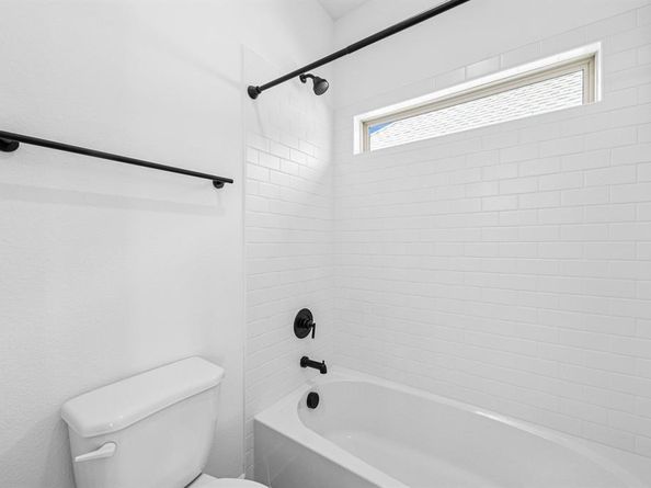 5664  Taylor Trail , Arlington Texas 76017