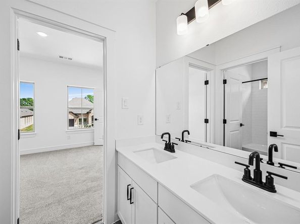 5664  Taylor Trail , Arlington Texas 76017