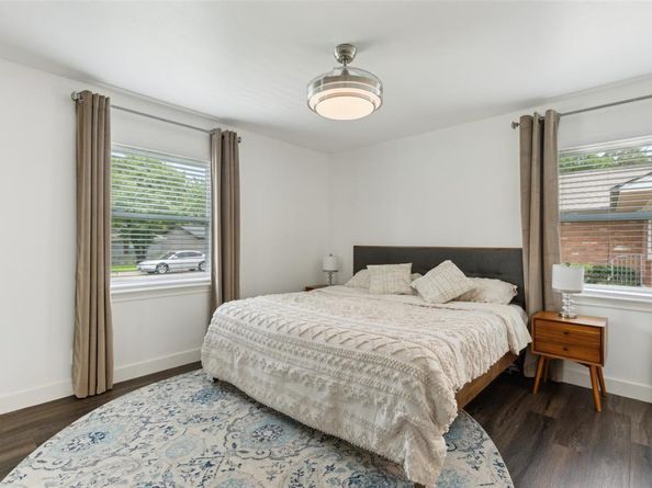 10834  Wyatt Street , Dallas Texas 75218