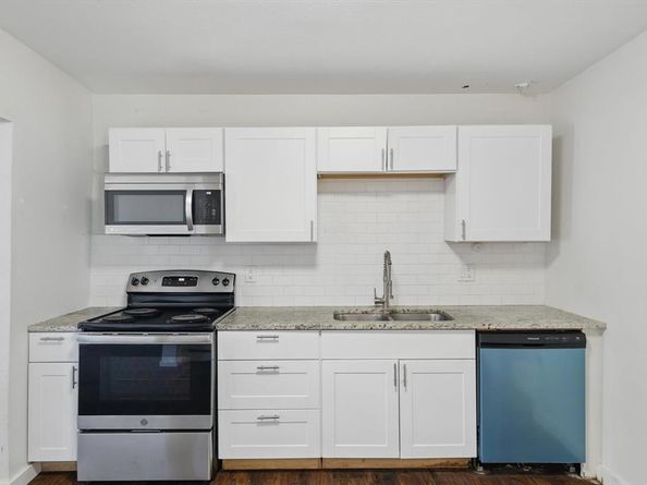 1805  Daniel Street , Fort Worth Texas 76104