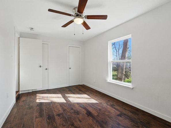 1805  Daniel Street , Fort Worth Texas 76104