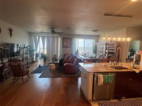 1220 W Trinity Mills Road  5010, Carrollton Texas 75006