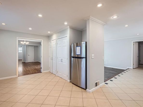 13460  Mill Grove Lane , Dallas Texas 75240