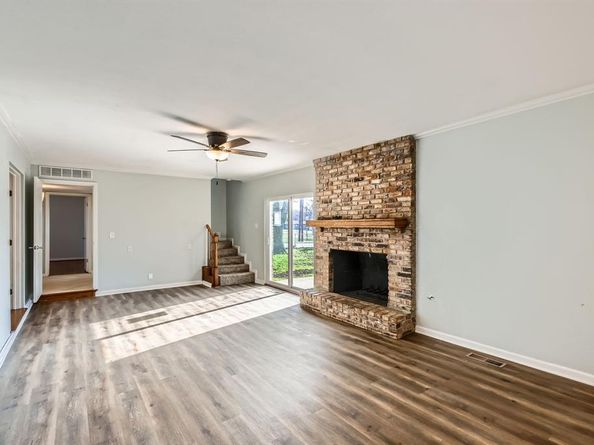 13460  Mill Grove Lane , Dallas Texas 75240