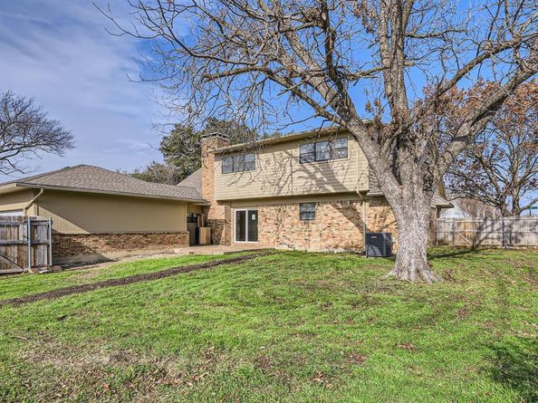 13460  Mill Grove Lane , Dallas Texas 75240