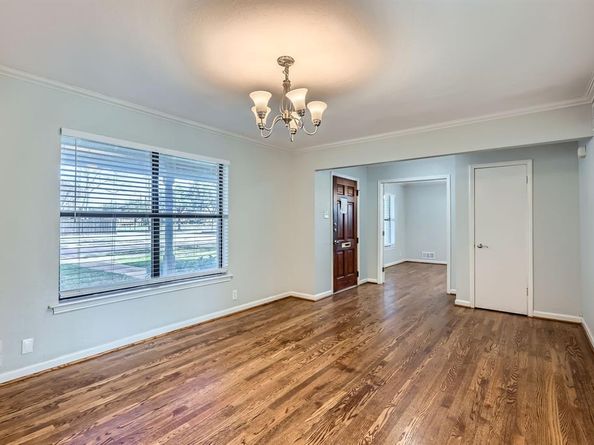 13460  Mill Grove Lane , Dallas Texas 75240