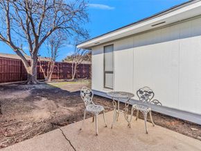 206 E Schreiber Street , Garland Texas 75040
