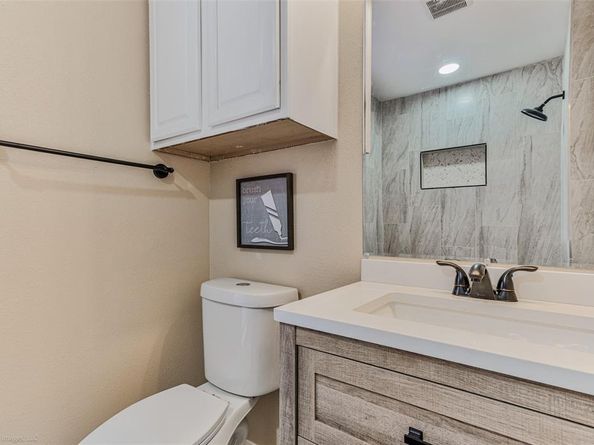 206 E Schreiber Street , Garland Texas 75040