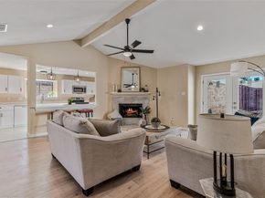 206 E Schreiber Street , Garland Texas 75040