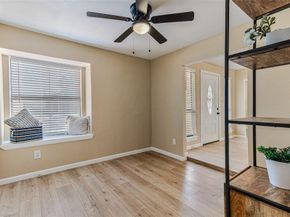 206 E Schreiber Street , Garland Texas 75040