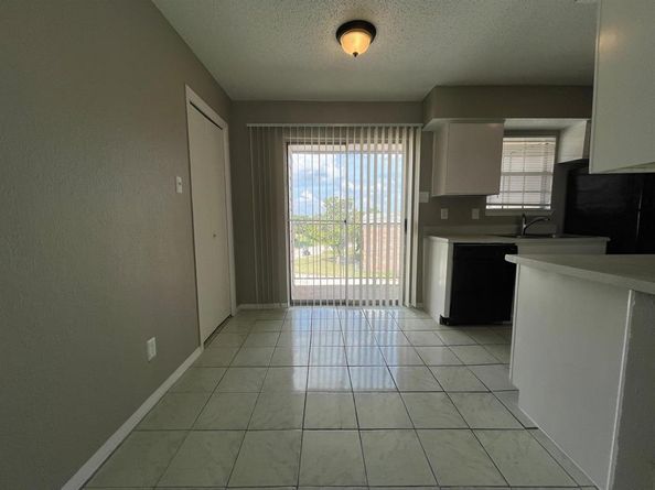 1601  Mary K Lane , White Settlement Texas 76108