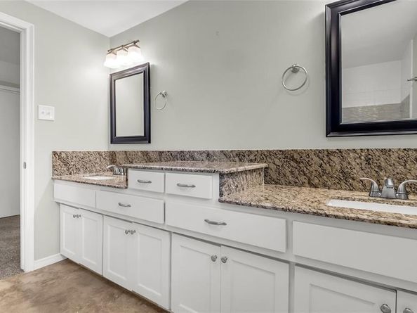 7812  La Cosa Drive , Dallas Texas 75248