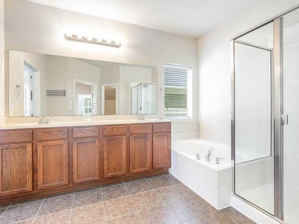 1104  King George Lane , Savannah Texas 76227