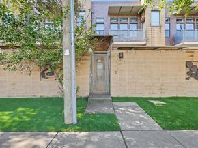 3707  Commerce Street , Dallas Texas 75226