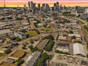 3707  Commerce Street , Dallas Texas 75226